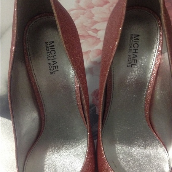 Micheal Kors Keke Glitter 100mm Pumps In Pink - Picture 4 of 4